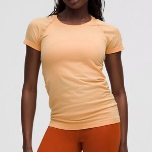 Lululemon Swiftly Tech Short-Sleeve Shirt | rock melon | size 10
